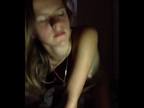 ❤️ Tha caileag a' masturbates agus cums ️ Bhidio porn leinn ❌️❤
